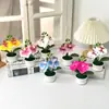 Flor Artificial Fresca Estilo Nuevo Orquídea Phalaenopsis Planta en Maceta con 2 Flores en una Maceta de Tres Patas para Decoración de Jardín y Repisa de Ventana, Bonsái de Flor Artificial para el Hogar