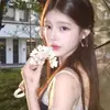¡Estrellita Dulce! Pendientes de Aro Grandes Plateados Huecos con Fragmentos de Pentagrama Plateados para Mujer, Pendientes de Botón de Lujo Ligero de Gama Alta, Accesorios Simples para Orejas