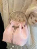 Bolsa Feminina de Nicho Estilo Coreano 2025 Nova Bolsa Transversal de Alto Valor Moda Bolsa de Ombro Único Bolsa Saco
