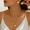 Cadena de Sol de Moda Transfronteriza Europea y Americana para Mujer, Estilo Minimalista Simple y Elegante con Colgante Redondo, Collar para Clavícula al por Mayor
