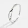 Pulsera de Titanio con Números Romanos Cruzados Full Diamante Moda Avanzada Transfronteriza Oro de 18K Sencilla Versátil No se Cae de la Mano