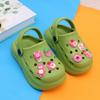 Sandalias de verano para bebé, antideslizantes, con dibujos animados de EVA, muy elásticas, con punta de oso de fresa