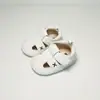 Pronta Entrega Atacado Bebê Menino Respirável Antiderrapante Solado Macio Superfície Macia Sapatos de Bebê Sandálias Estilo Britânico Bebê Criança