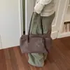 Bolsa de Axila Grande Capacidade Super Quente Outono/Inverno Feminina 2026 Nova Suede Pelúcia Bolsa de Mão Ombro para o Trabalho Bolsa Almofada Retro