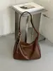 Moda de otoño 2026 transfronteriza versátil de gran capacidad nicho casual tote bolso de hombro cruzado de lujo ligero