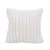 Fábrica al por mayor estilo nórdico funda de almohada de felpa gruesa acolchada simple color sólido pelo de conejo cojín sofá mesita de noche cojín lumbar