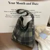 Bolsa Tote Casual Estilosa da Moda Tendência Outono e Inverno Nova Bolsa 2025 Textura Simples Bolsa de Ombro Feminina