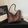 Estilo Novo da Primavera 2026 Transfronteiriço Mochila de Alta Qualidade Retrô de Grande Capacidade Bolsa de Ombro Feminina Bolsa Transversal Bolsa Tote