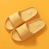 Zapatillas caseras a rayas sencillas para parejas, sandalias de verano antideslizantes de suela blanda, pantuflas de baño, venta al por mayor desde el fabricante