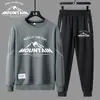 Comércio Exterior Masculino Veludo Solto e Confortável Terno Primavera e Outono Casual Esportivo Moletom Gola Redonda e Calça de Moletom Conjunto de Duas Peças