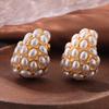 Pendientes de perlas de imitación con incrustaciones de gotas de agua estilo retro europeo y americano, diseño elegante, chapados en acero de titanio y oro de 18 quilates, venta al por mayor
