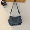 Bolso mensajero de mezclilla lavada versátil de gran capacidad para mujer, bolso bandolera simple retro de color liso para mujer