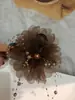 Pinza de Pluma de Flor de Peonía para Cabello Trasero de Mujer 2025 Nuevo Sentido de Alta Gama Pinza de Tiburón para el Cabello Pasador Adorno para el Cabello