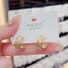 Pendientes plisados de metal con diseño de nicho, elegantes pendientes de plata de celebridades de Internet de moda coreana 2022.