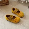 Zapatos de piel de gamuza con lunares estilo coreano para niñas 2026 primavera y otoño nuevos zapatos de princesa para niños pequeños de suela blanda zapatos de vestir estilo bosque