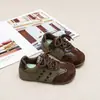 Zapatillas de entrenamiento alemanas para niñas 2026 nuevo estilo retro primavera y otoño colorblock zapatos casuales zapatillas planas para niños suela blanda