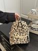 Mochila feminina com estampa de leopardo retrô popular deste ano, nova moda 2025, mochila feminina de alta qualidade, bolsa de viagem casual