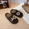 Zapatillas de felpa estilo coreano para niñas, simples, cabeza de pan, Novedad Primavera/Otoño 2026, Slip-on, Zapatos perezosos, Zapatos Birkenstock