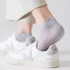 Calcetines de Malla para Hombre, Primavera y Verano, Delgados, Transpirables, Absorbentes de Sudor, con Orejeras, Color Sólido, Bajos, Calcetines de Malla Invisibles para Hombre