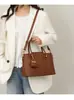 Bolsa de mão nova transfronteiriça moda tendência nova versátil casual para o dia a dia bolsa de ombro único feminina europeia americana tendência cor sólida bolsa transversal