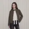 Jaqueta de couro PU estilo americano, verde e marrom, gola alta, retrô, unissex, slim fit, curta e adequada para outono e inverno, projetada para criar um efeito emagrecedor