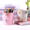 Portalápices de Hierro Creativo Caja de Almacenamiento de Escritorio para Estudiantes Gran Capacidad Simple y Linda Decoración de Portalápices de Oficina Libro Infantil