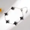 Pulseira da Sorte Aço Titânio Trevo de Quatro Folhas, Estilo Coreano, Acessório Simples para Casal, Cor Ouro Rosa 18K, Não Desbota, Estilo Floresta
