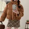 Chaqueta Corta de Plumas Estilo Coreano Precio Especial Liquidación Vendiendo a Precio de Pérdida Todos los Artículos Calidad Súper Buena Por Orden de Llegada
