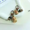 Chaveiro de Capivara Cor de Café Desenho Animado Pingente Doce Decoração de Mochila Ornamento Diário Acessório Criativo Versátil