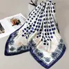 Bufanda de seda decorativa de alta gama transfronteriza versátil estilo nuevo primavera y otoño 2026 verano bufanda cuadrada grande bufanda de mujer fina tira larga elegante