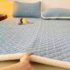 Protetor de Cama de Veludo Leite Espessado Inverno Quente Tapete de Cama para Casa Manta Lençol de Veludo Coral Capa de Cama de Três Peças
