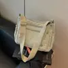 Bolsa de Lona de Nylon Ligera de Otoño para Mujer 2026 Nuevo Estilo Gran Capacidad para el Trabajo Diario Bolso de Hombro Único Bolso Cruzado