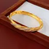Pulseira Vietnamita Ouro Areia Cobre Dourado Padrão de Corda Torcida Sensação de Alto Padrão Zircônia Incrustada Fivela de Ouro Pulseira Joia Atacado