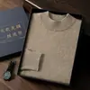 Suéter de Cashmere Masculino Gola Alta Meia Primeira Linha Peça Única Sem Costura Tamanho Grande Tricô Quente Suéter Versátil Camisa Básica Cor Sólida Top