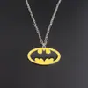 Llavero Superman Guerra Batman Logo S de Superman Colgante Máscara de Batman Regalos de Comercio Exterior