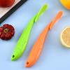 Pelador de naranja de plástico creativo pelador de naranja cuchillo pelador de PP abridor de naranja herramienta peladora de naranja venta al por mayor
