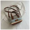 Bolsa Colorida Tecida de Verão 2026 para Mulheres Estilo Dopamina Menina Doce Bolsa de Axila Bolsa de Ombro Único Transversal Bolsa de Viagem para Praia