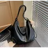 Bolsa transversal grande e estilosa estilo deserto 2026 bolsa tote super popular bolsa de ombro e mochila plissada retrô de grande capacidade
