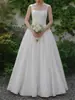 Vestido de novia ligero estilo francés con tirantes de tafetán, escote cuadrado simple y elegante, adecuado para fotografía de viajes al aire libre, con una falda voluminosa, perfecto para la salida de la novia