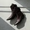Botines cortos para mujer con diseño texturizado, nuevo modelo otoño e invierno, piel genuina por dentro y por fuera, punta cuadrada, cierre trasero, tacón medio grueso, estilo casual europeo y americano