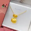 Collar Colgante de Mariposa Gato Kt para Niñas Lindo Súper Lindo Hola Gato Kt Lujo Accesible Cadena para el Cuello de Gama Alta Cadena para la Clavícula Venta al por Mayor