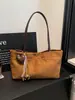 Bolso casual de gran capacidad transfronterizo para mujer, nuevo bolso de hombro vintage esmerilado 2026, bolso tote versátil de nicho para el día a día