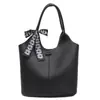 Bolsa de trabalho grande capacidade balde feminina 2024 novo estilo simples casual bolsa de ombro all-match high-end bolsa de axila