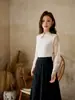 Camiseta básica de encaje patchwork de cuello medio para mujer con botones de lágrima, mangas de malla de algodón acanalado, elegante top interior