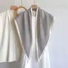 Nuevo pañuelo triangular decorativo versátil para primavera y verano para mujer, pañuelo de seda para decoración de jeans, pañuelo multifuncional para el cuello