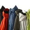 Chaqueta de Caparazón Duro para Pareja Transfronteriza Nueva al Aire Libre de una Sola Capa Triple Prueba Resistente al Viento e Impermeable Ropa Funcional para Montañismo
