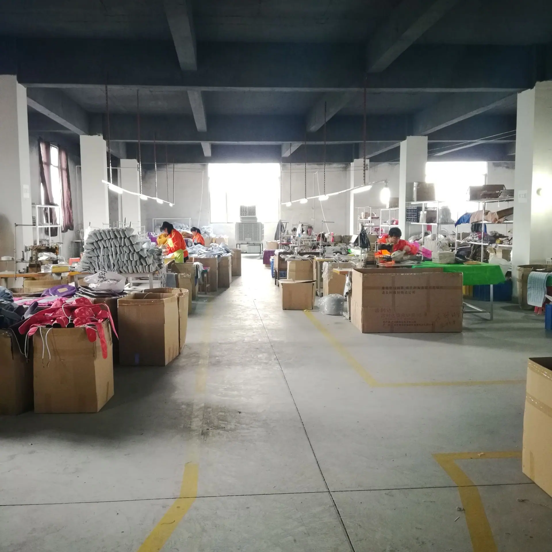 制作工厂内部实景2