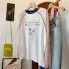 Blusa Fina com Listras Coloridas Levemente Transparente Proteção Solar para Mulheres no Verão Design Solto Estilo Preguiçoso Camiseta de Manga Longa Top