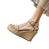 Sandalias de cuña tejidas con paja y cuero completo de Chengdu, Sichuan, Sandalias romanas de microfibra, Pedidos europeos y americanos, Punta redonda, Otros estilos no limitados