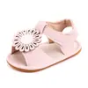Nuevas sandalias de princesa lindas para niñas de verano, sandalias con flor anti-patada para bebé, zapatos de bebé al por mayor 2404